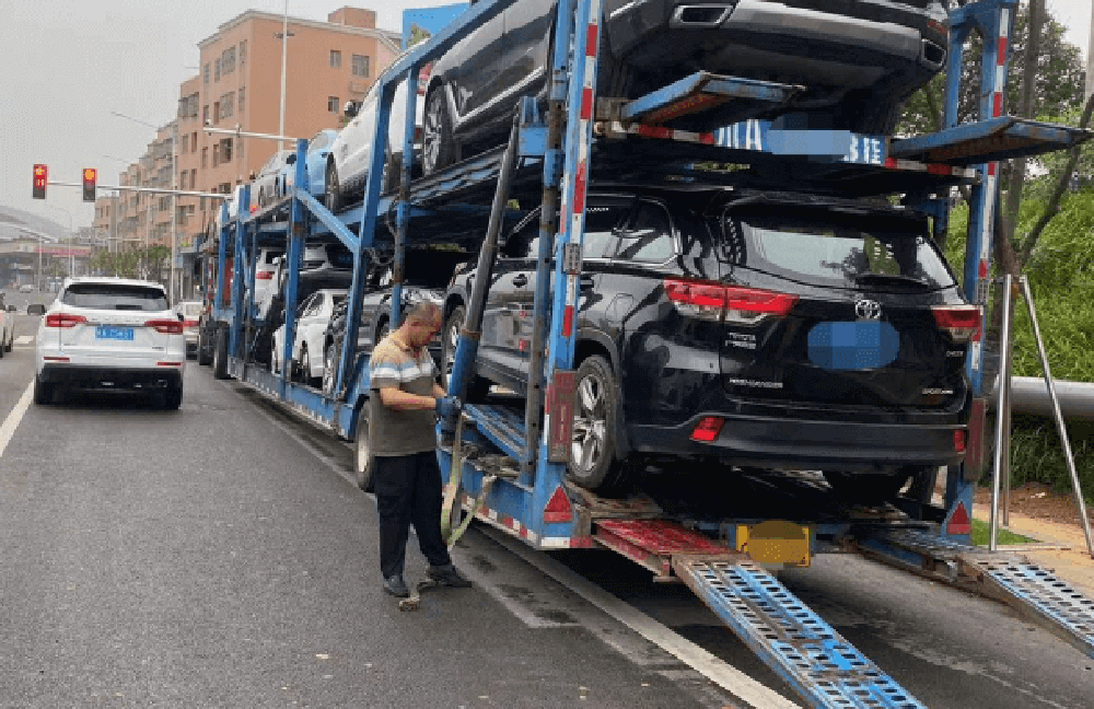 郑州轿车托运费用是多少